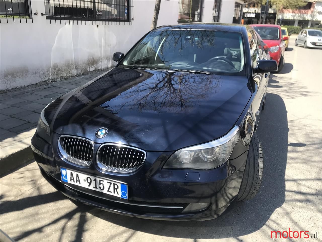 2008' BMW 525 photo #1