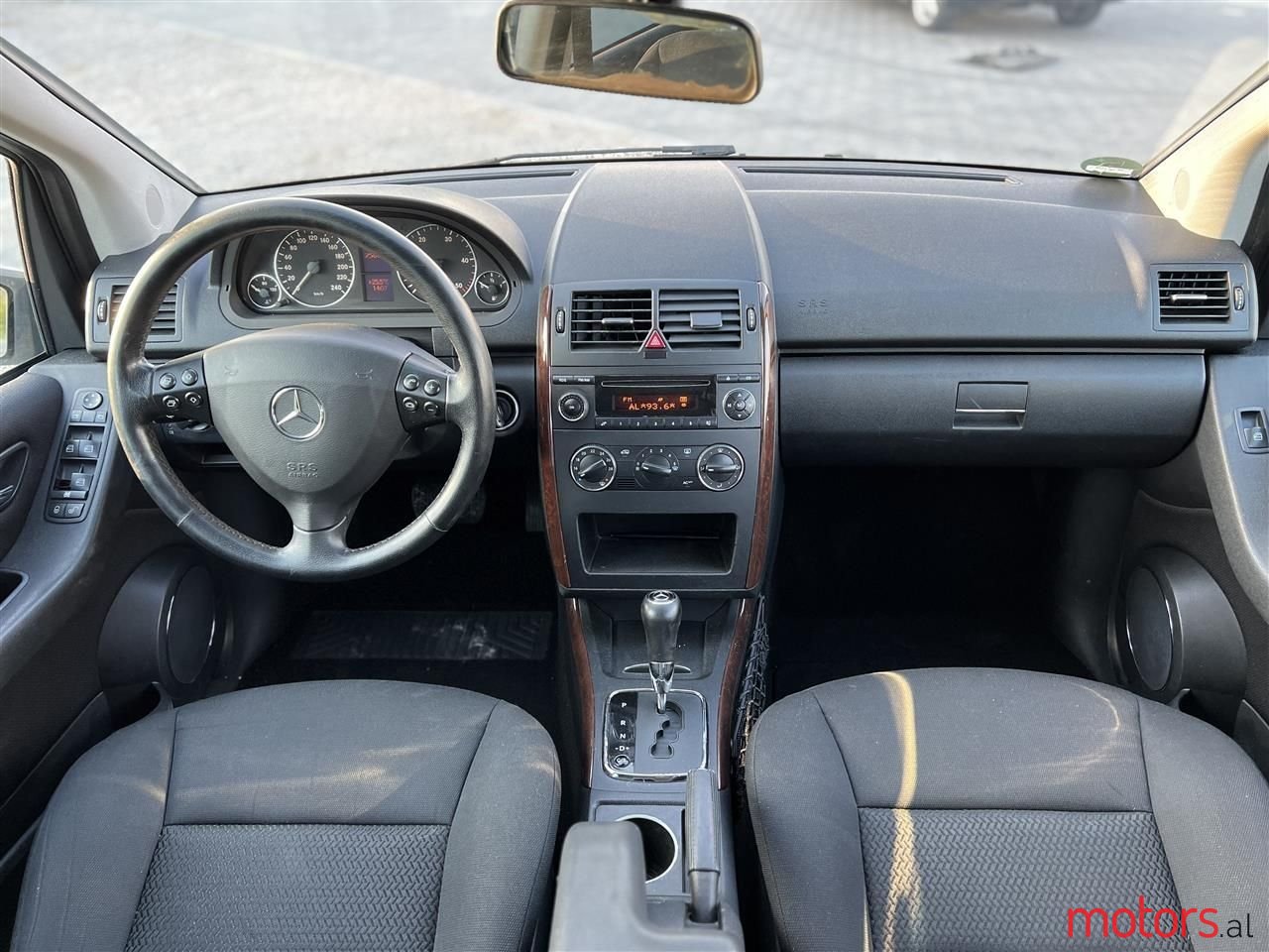 2006' Mercedes-Benz A 180 photo #2