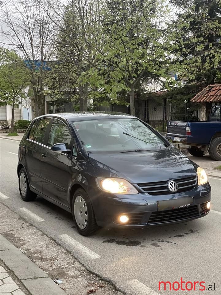 2006' Volkswagen Golf Plus photo #1