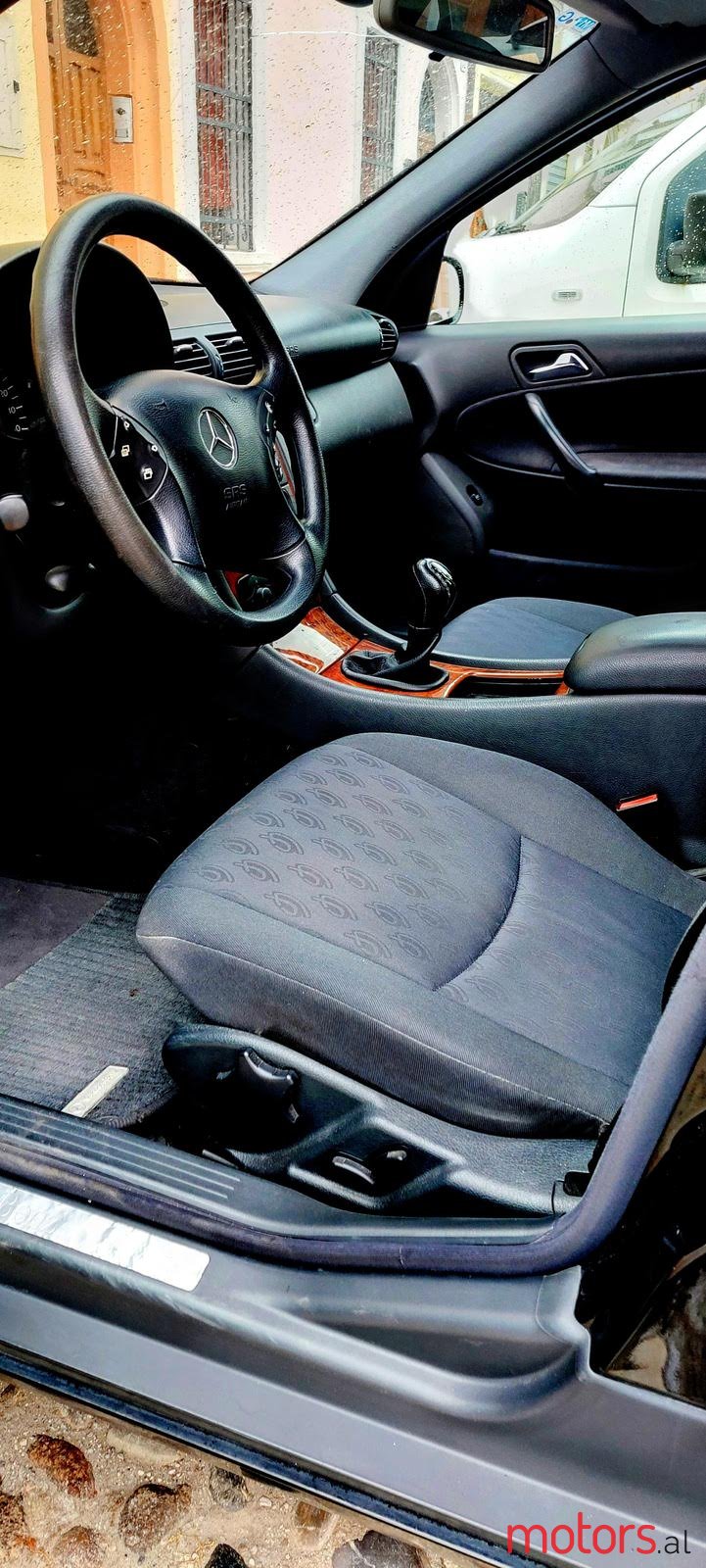 2002' Mercedes-Benz C 180 photo #2