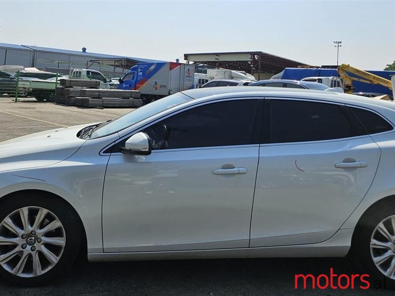 2015' Volvo V40 photo #1