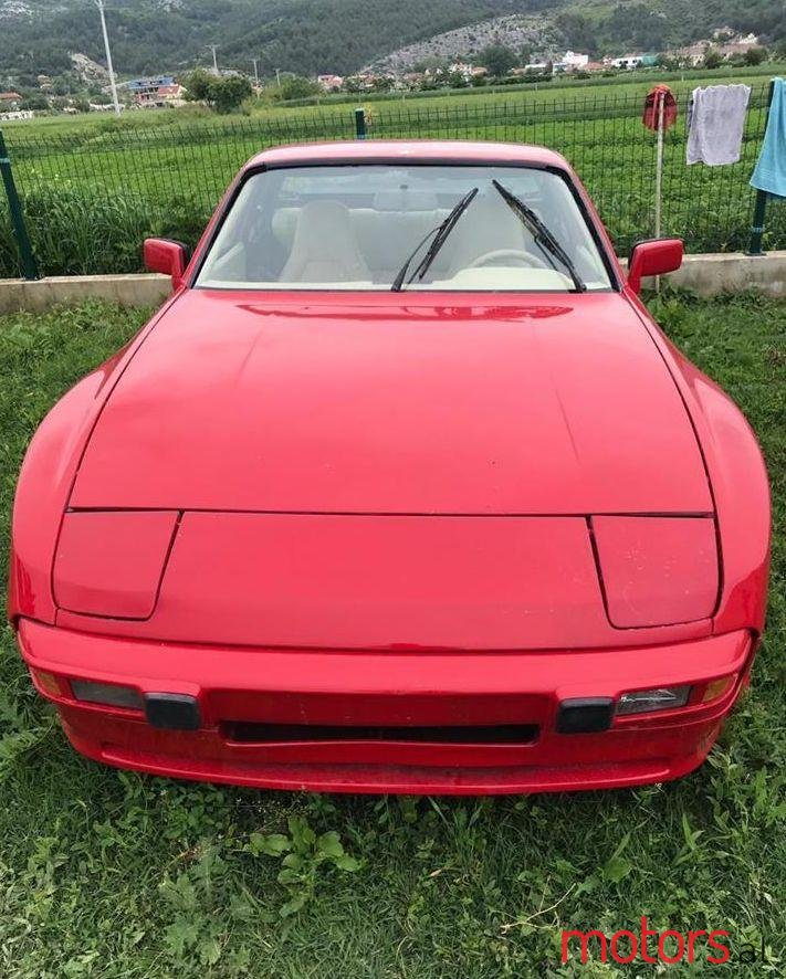 1982' Porsche 944 photo #1