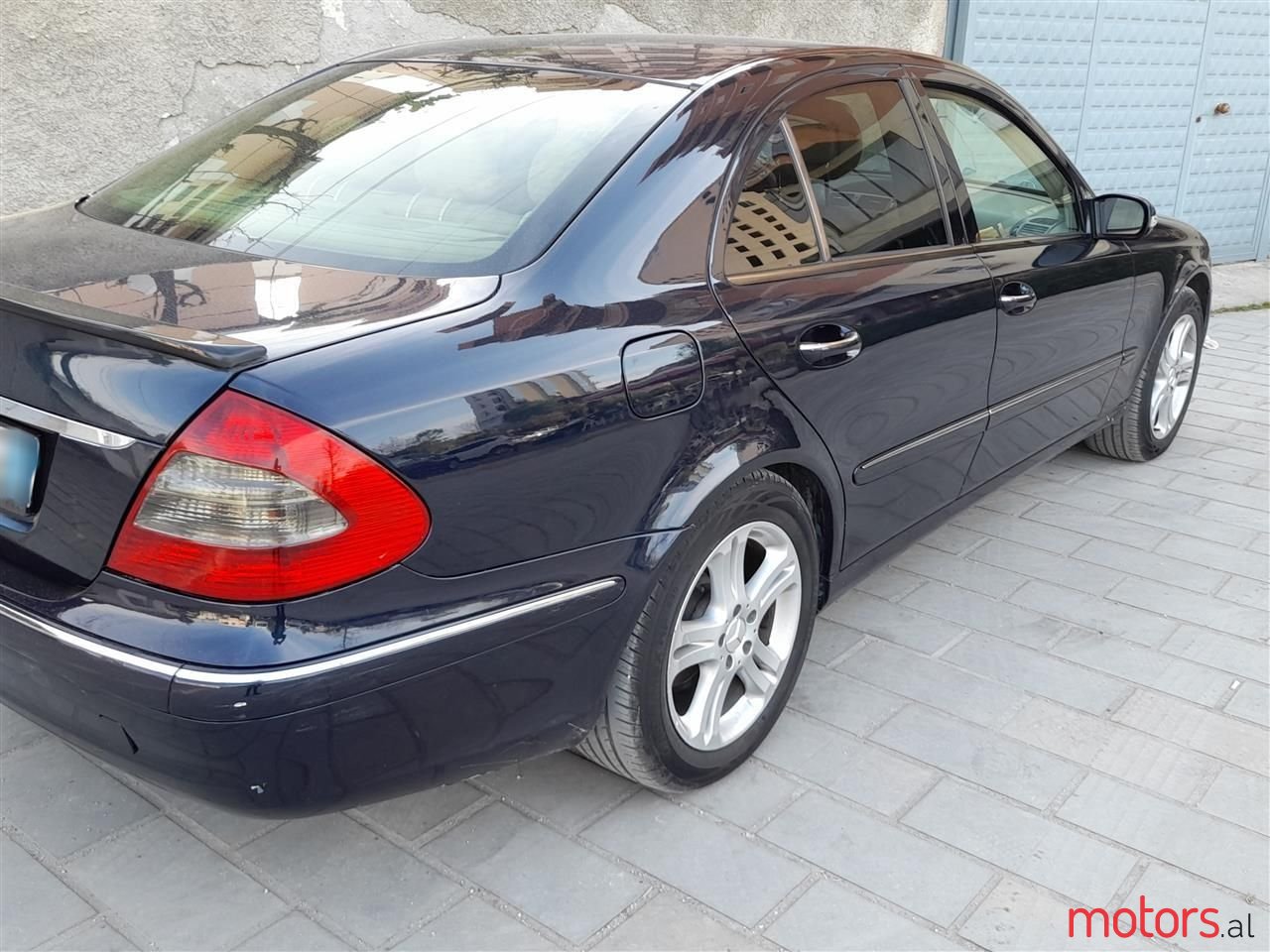 2003' Mercedes-Benz E 270 photo #3