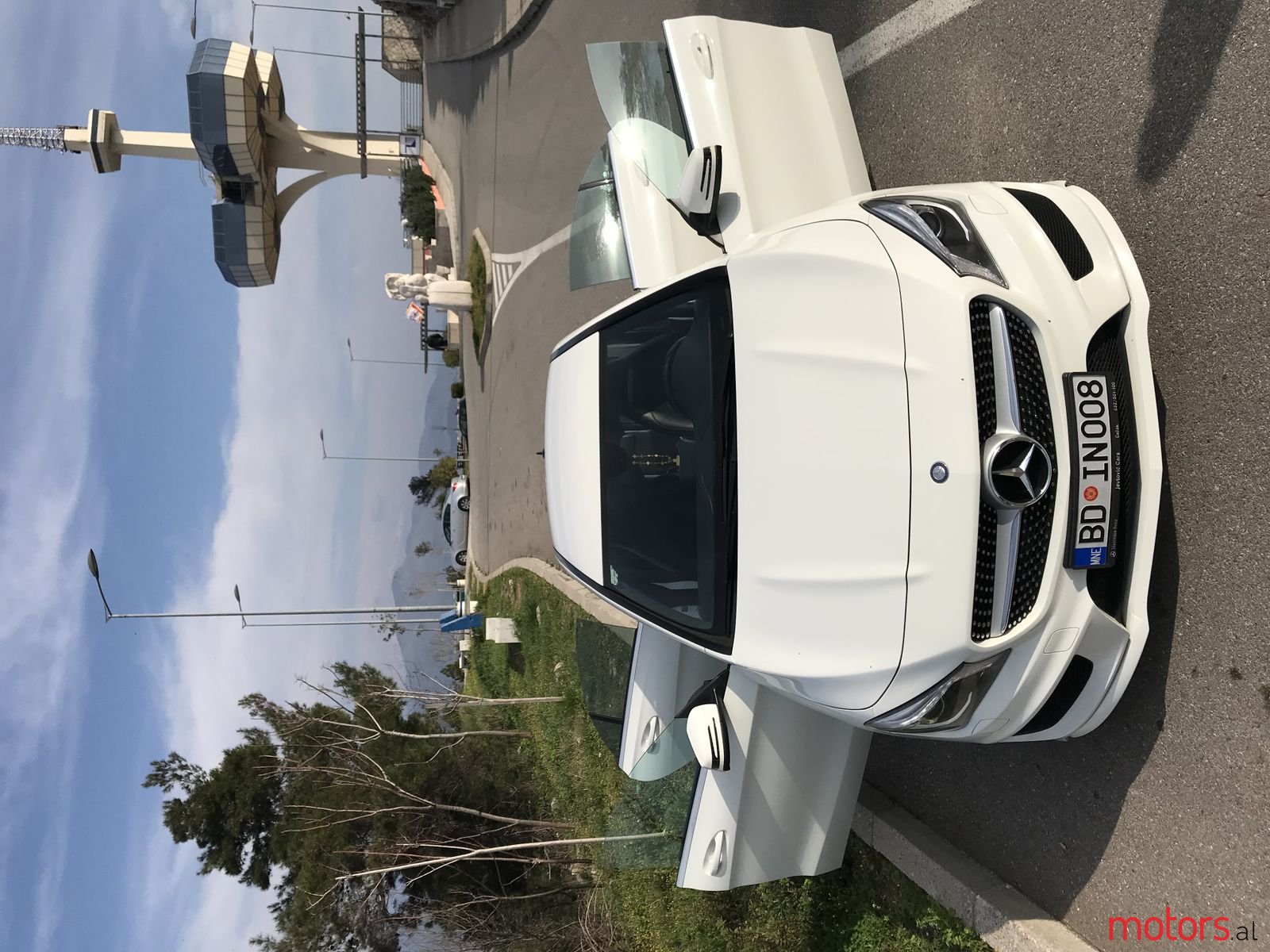 2014' Mercedes-Benz CLA-Class AMG 7G photo #5