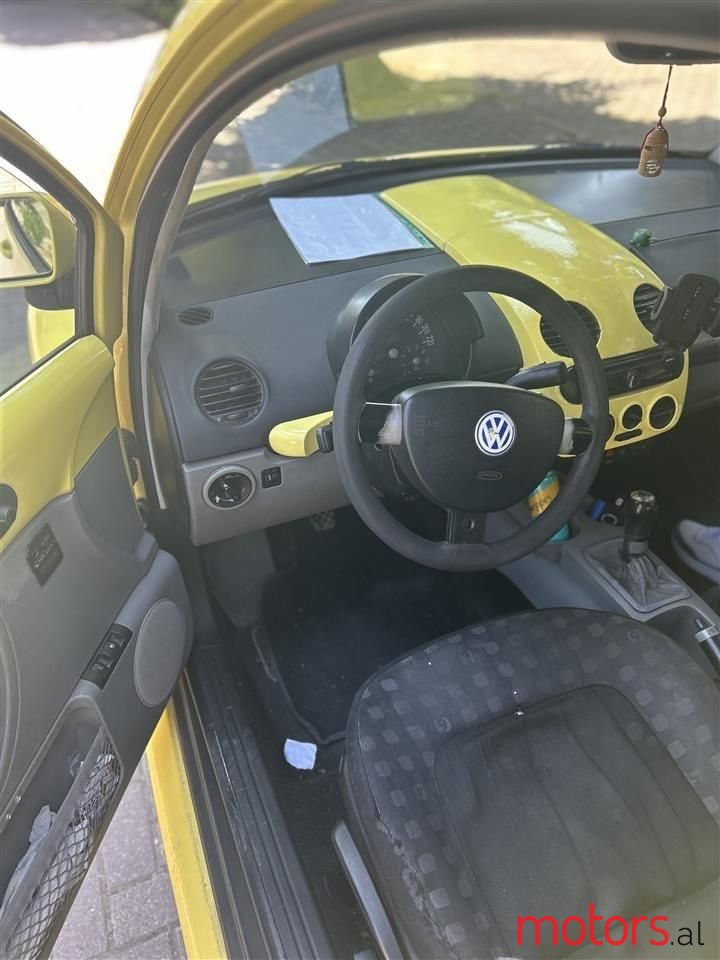 1999' Volkswagen Beetle photo #6
