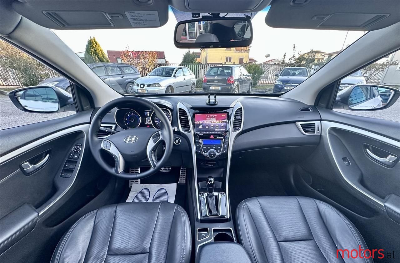 2013' Hyundai i30 photo #6