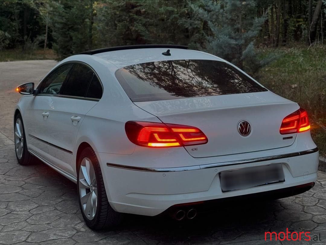 2014' Volkswagen photo #4