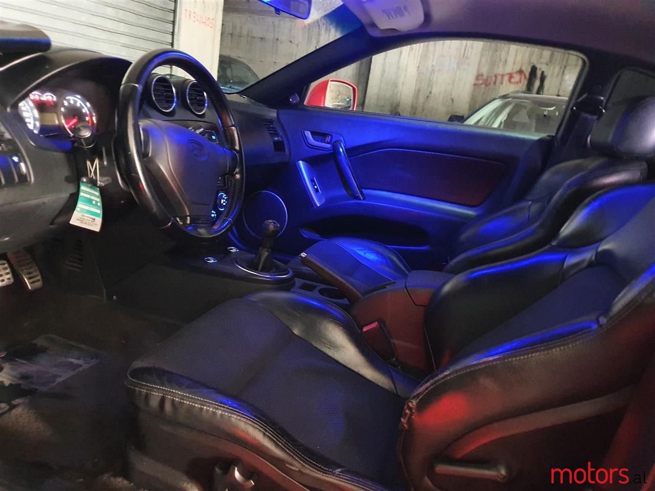 2010' Hyundai Coupe photo #3