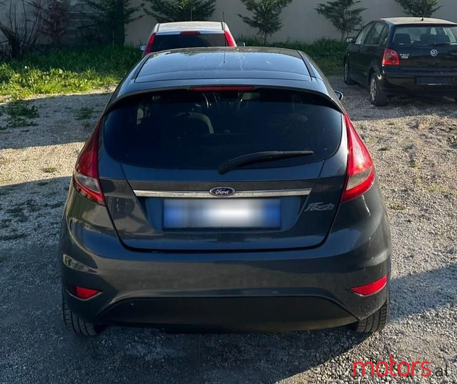 2010' Ford Fiesta photo #6