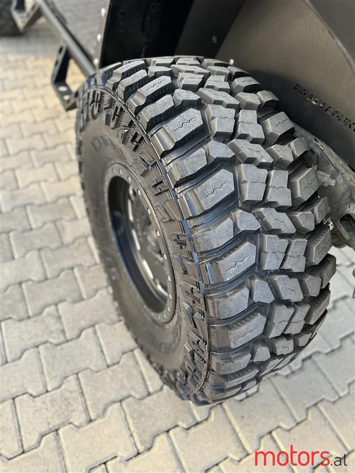 2016' Jeep Wrangler photo #4