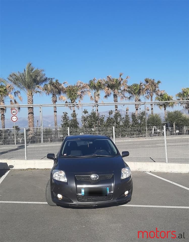 2009' Toyota Auris photo #1