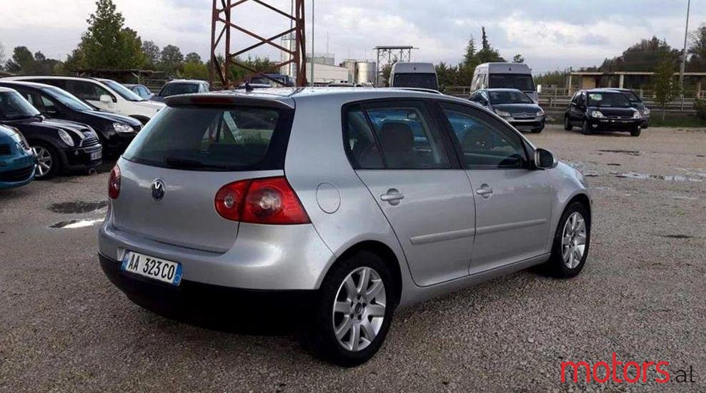 2007' Volkswagen Golf photo #2