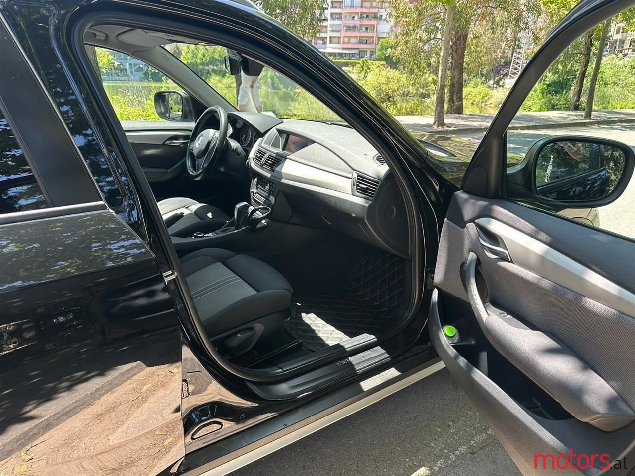 2010' BMW X1 photo #4