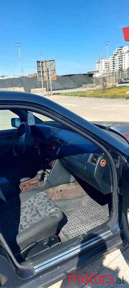 1999' Mercedes-Benz C 200 photo #5