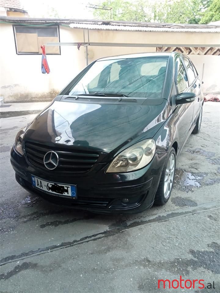 2005' Mercedes-Benz B 200 photo #1