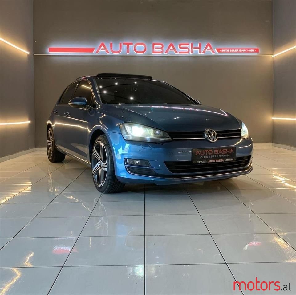 2016' Volkswagen Golf photo #1