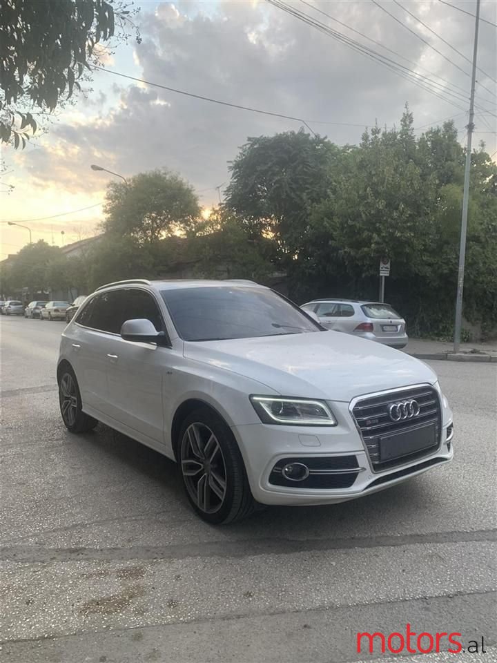 2015' Audi SQ5 photo #2