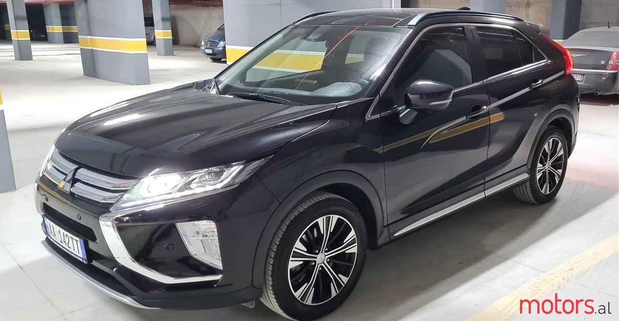 2018' Mitsubishi Eclipse photo #1