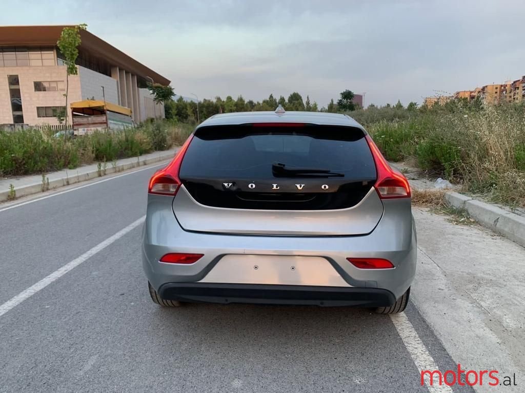 2014' Volvo V40 photo #3