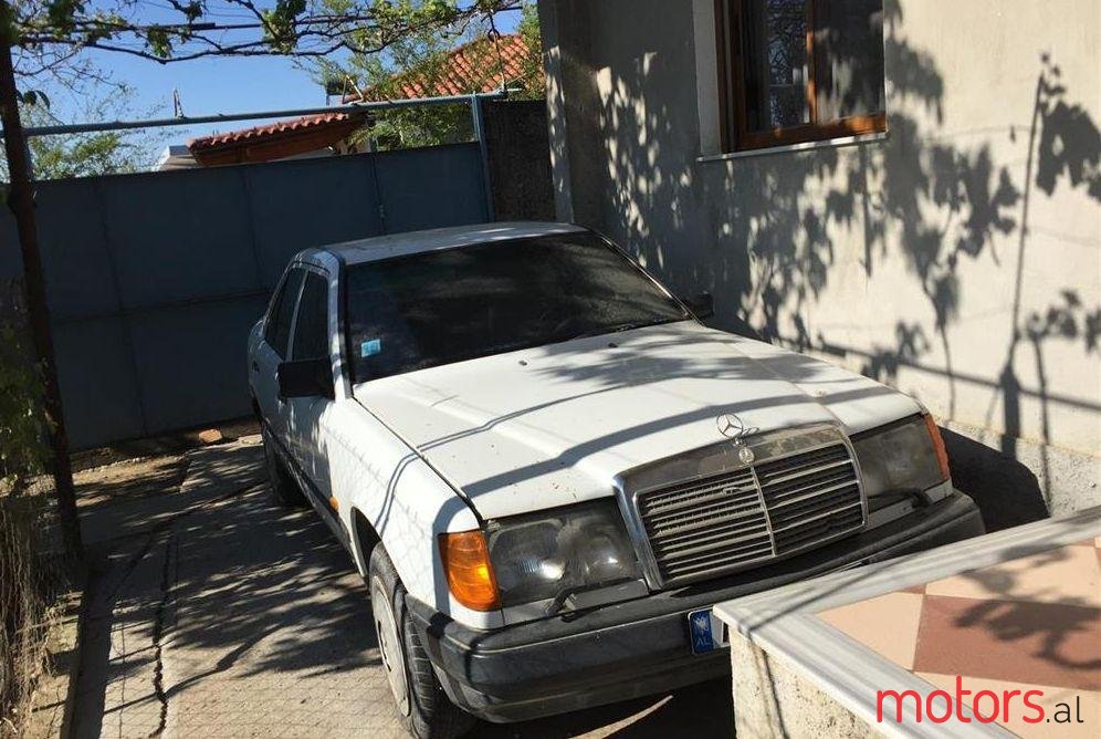 1990' Mercedes-Benz 200 photo #1