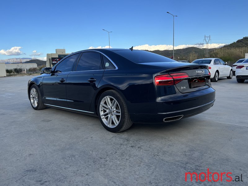 2015' Audi A8 photo #4