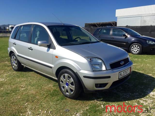 2003' Ford Fusion GHIA photo #1