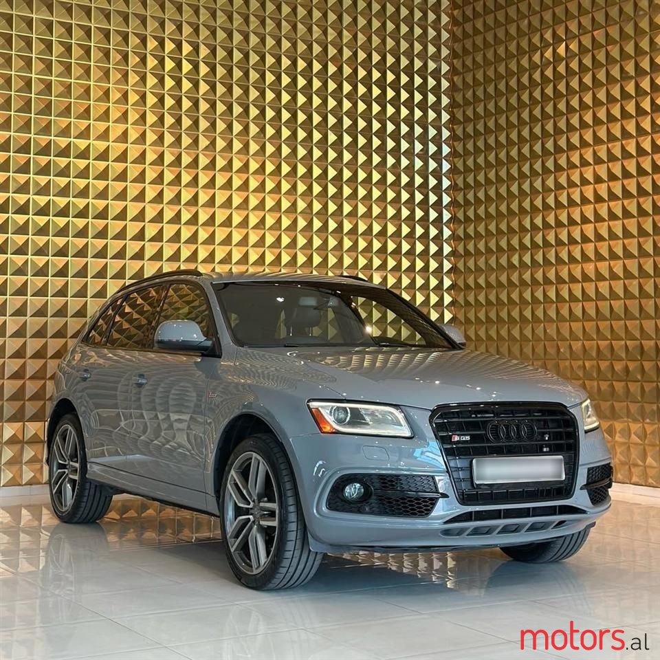 2015' Audi SQ5 photo #1