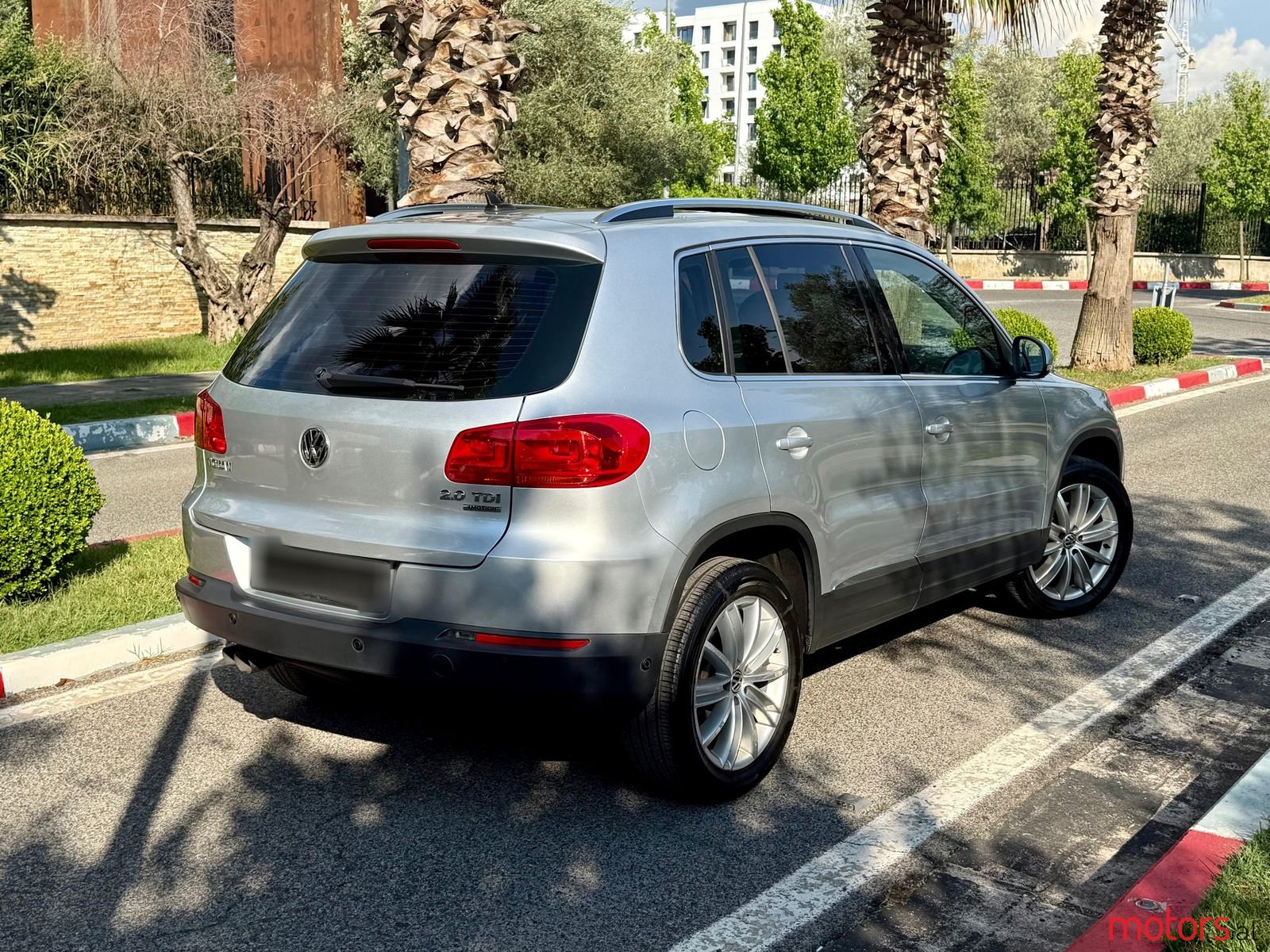 2014' Volkswagen Tiguan photo #3