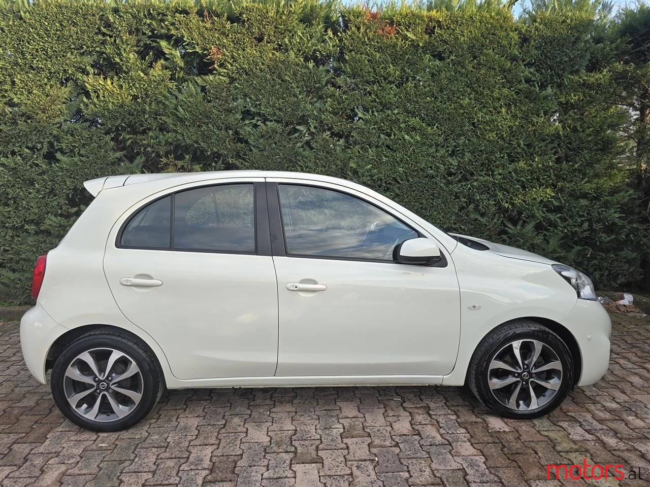 2015' Nissan Micra photo #3