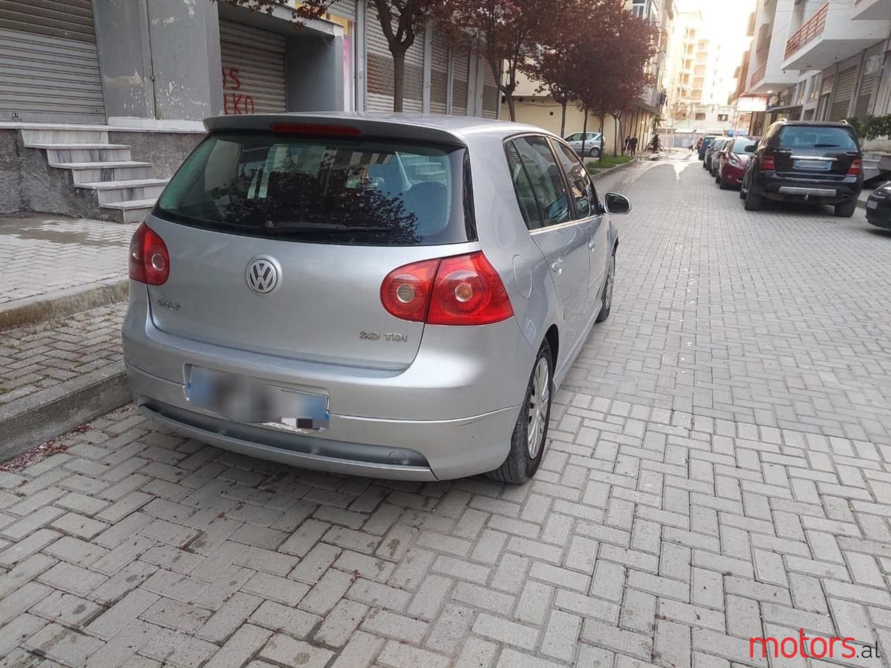 2005' Volkswagen Golf photo #5