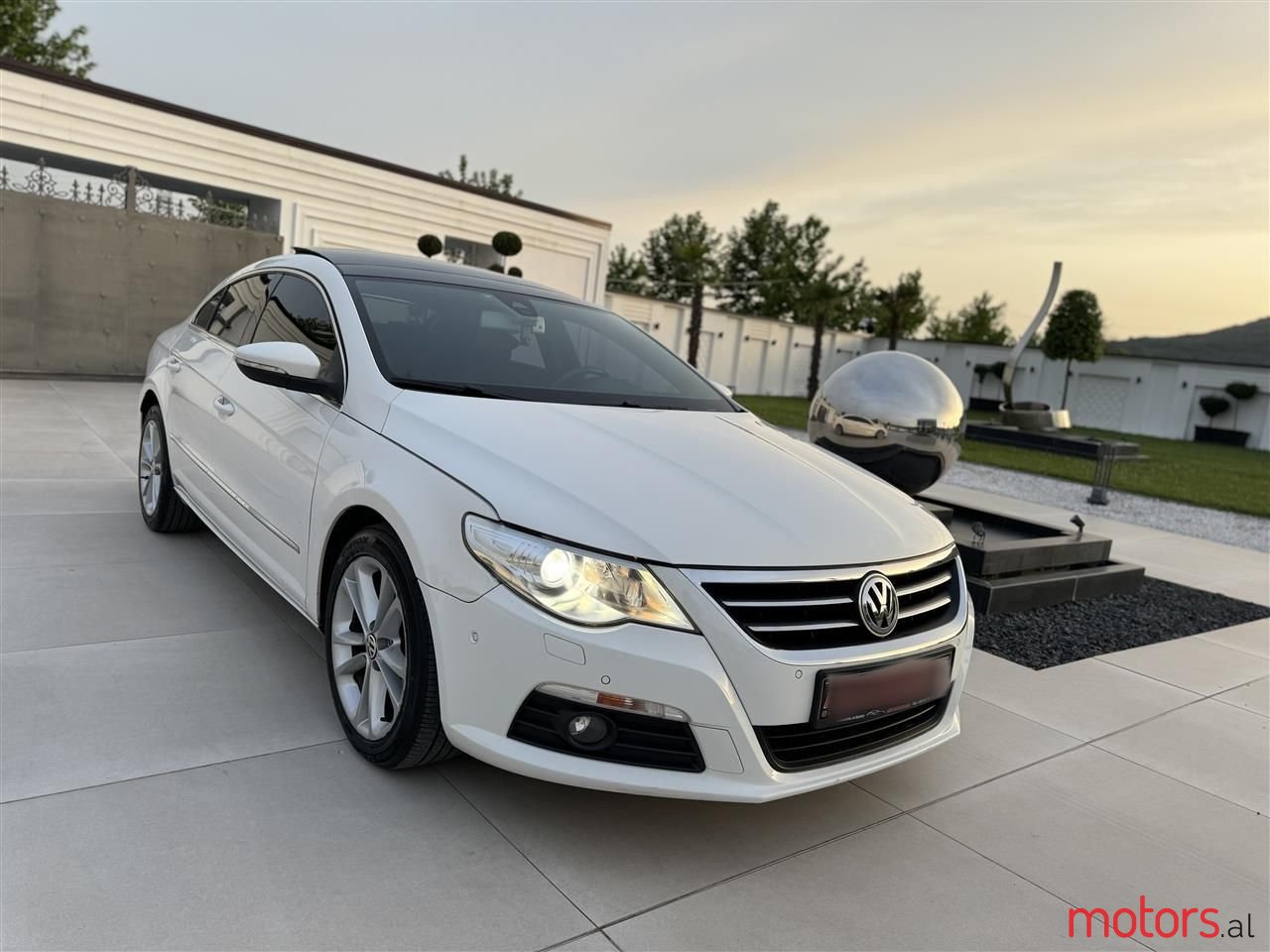 2010' Volkswagen photo #1