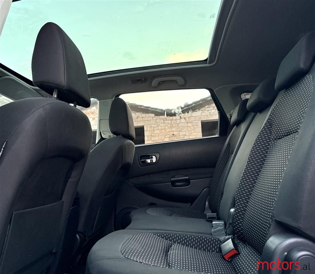 2010' Nissan Qashqai photo #2