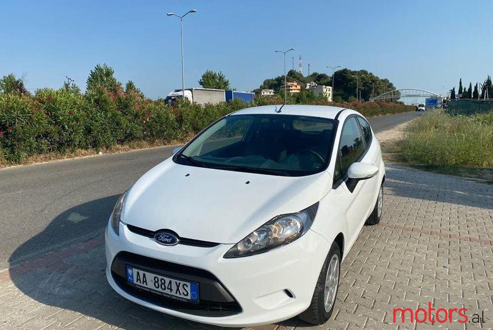 2010' Ford Fiesta photo #1