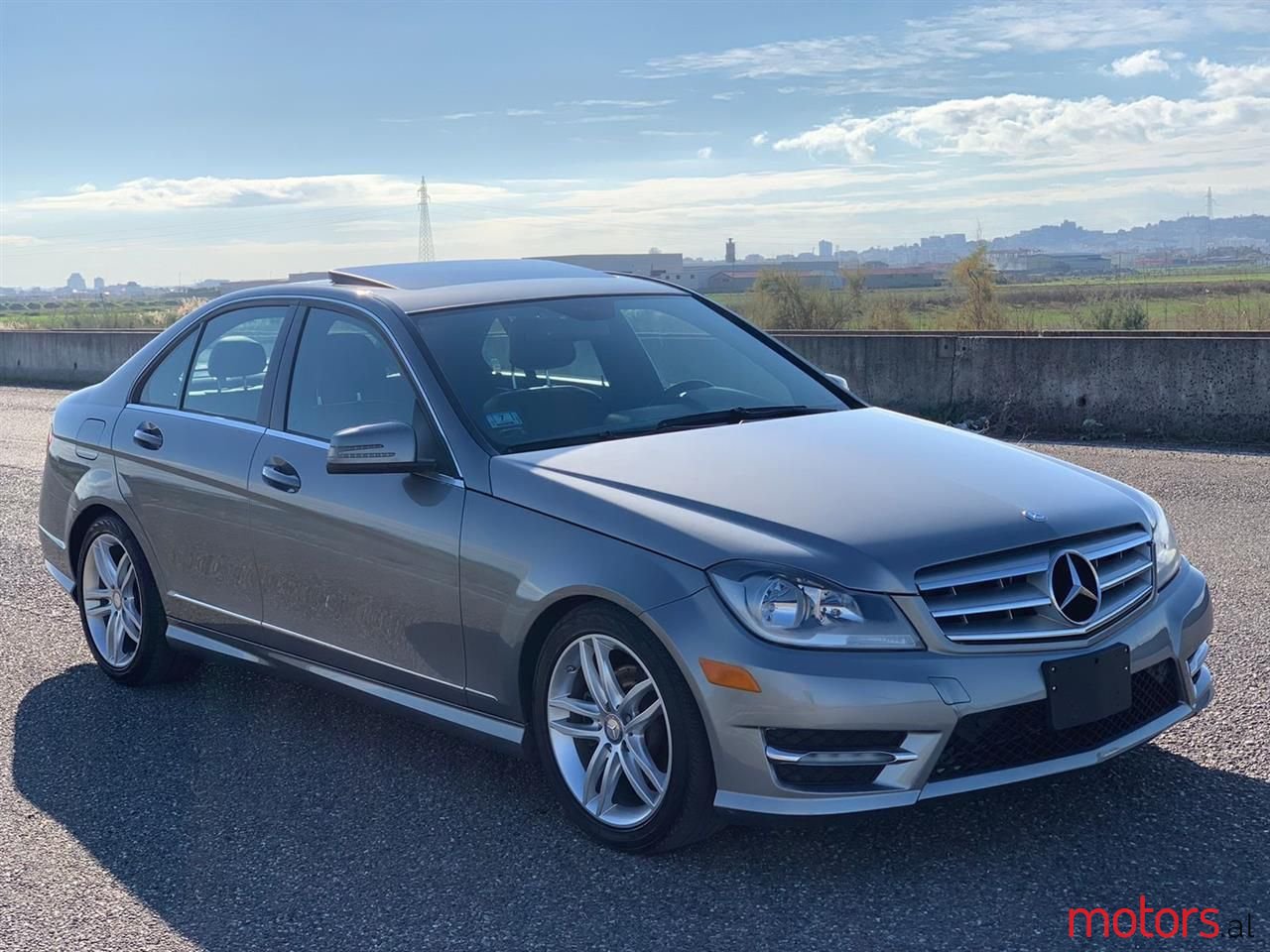 2012' Mercedes-Benz 300 photo #1