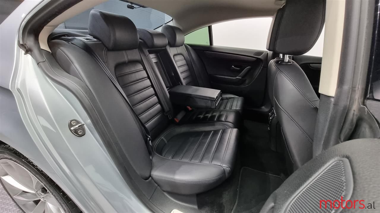 2014' Volkswagen photo #5