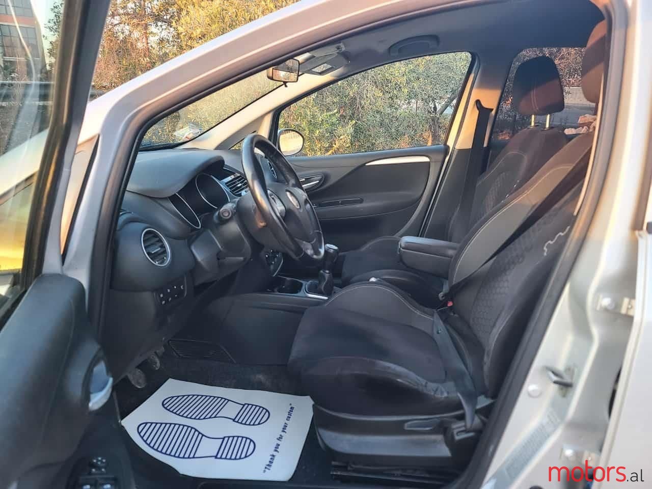 2015' Fiat Grande Punto photo #3