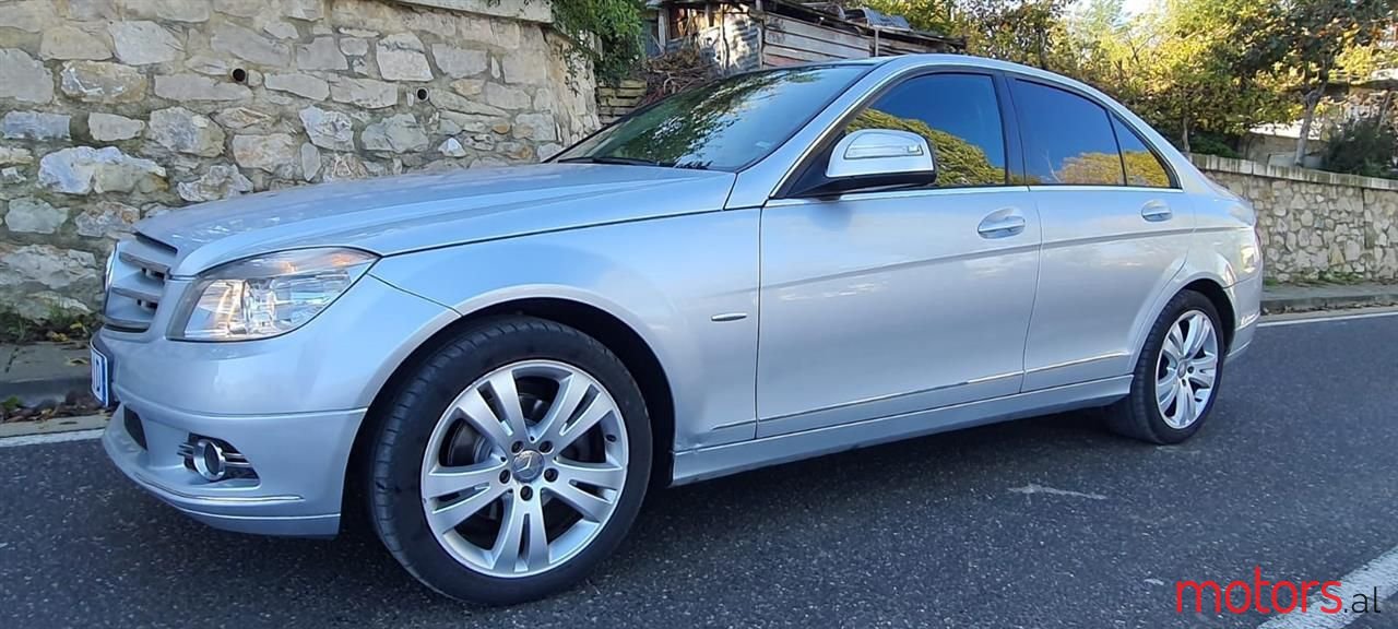 2008' Mercedes-Benz C 220 photo #1