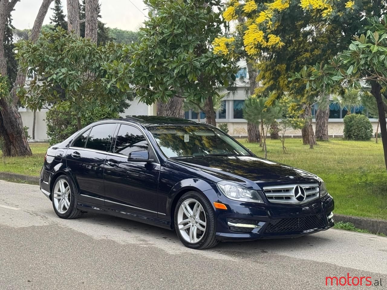 2013' Mercedes-Benz C 300 photo #4