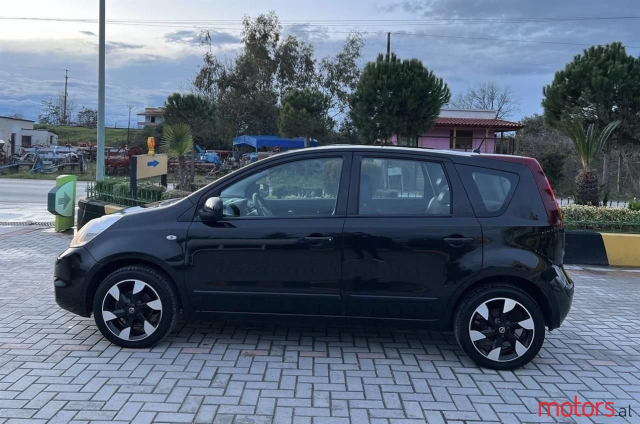 2012' Nissan Note photo #6