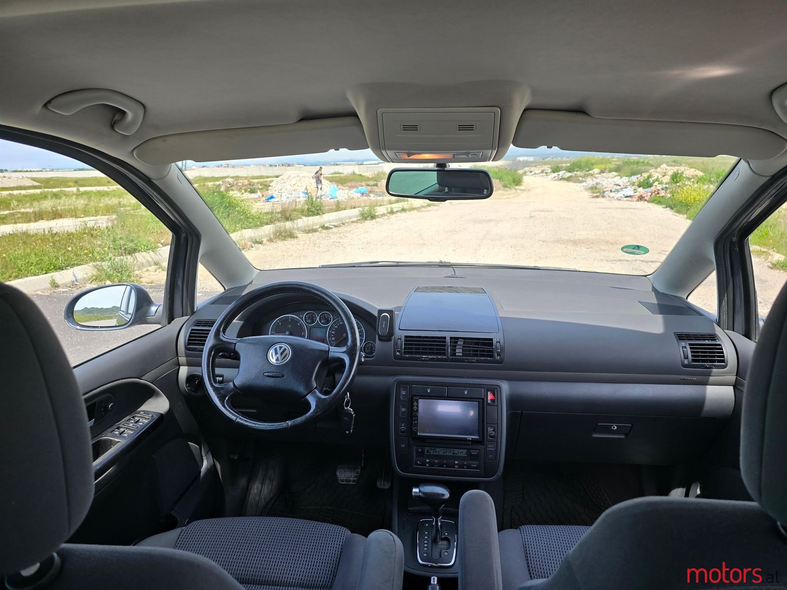 2007' Volkswagen Sharan photo #3