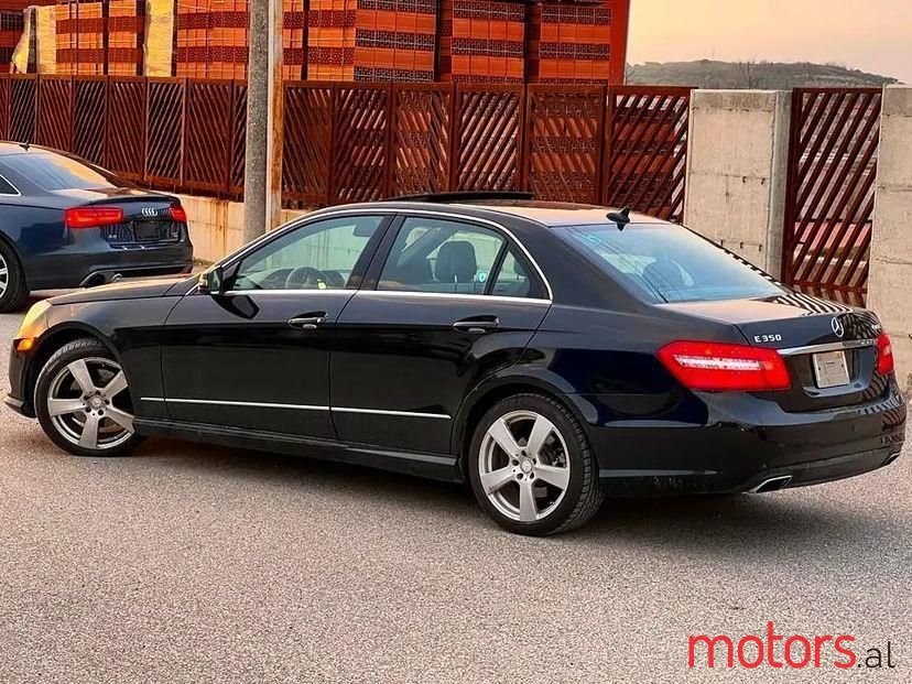 2012' Mercedes-Benz 350 photo #2