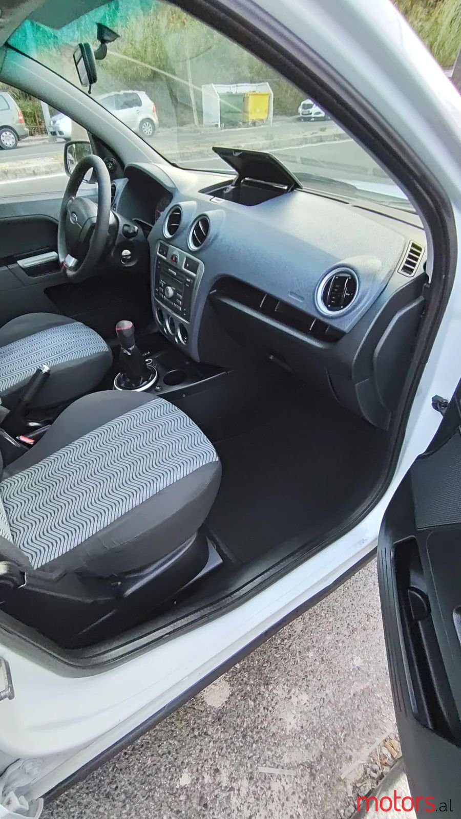 2010' Ford Fusion photo #6