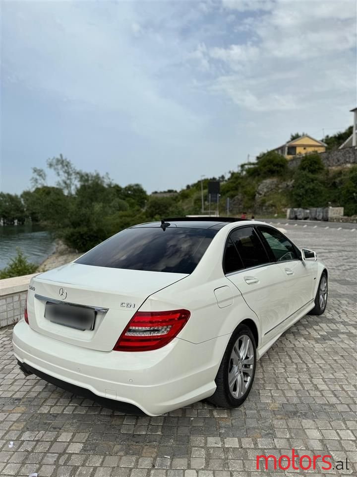 2012' Mercedes-Benz C 220 photo #4