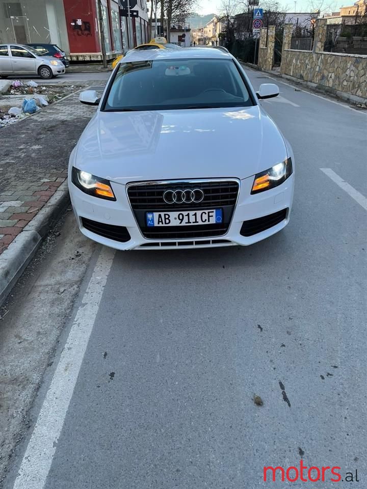 2011' Audi A4 photo #1