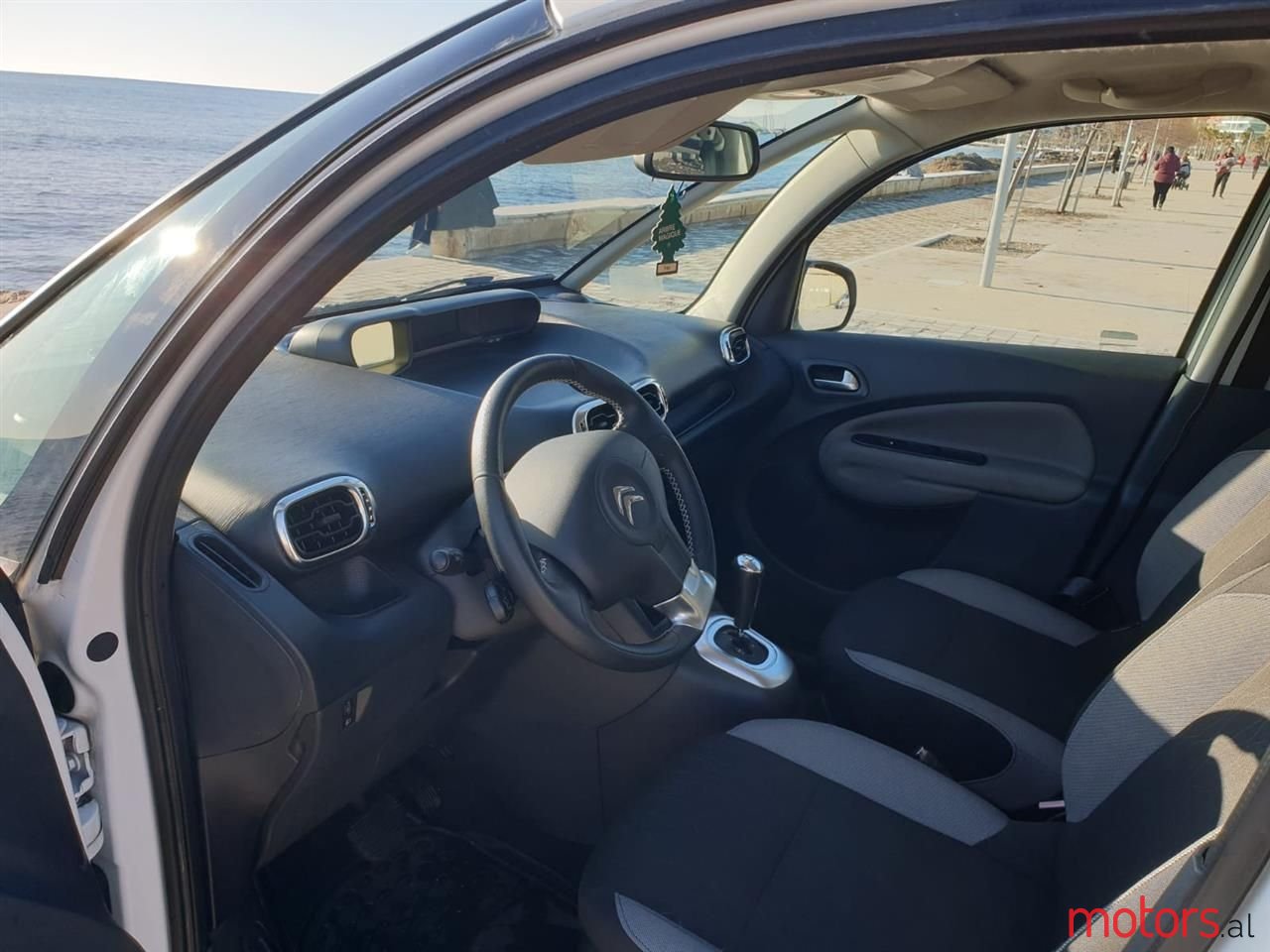 2013' Citroen C3 photo #4