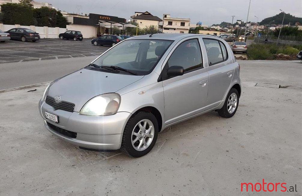 2003' Toyota Yaris photo #1