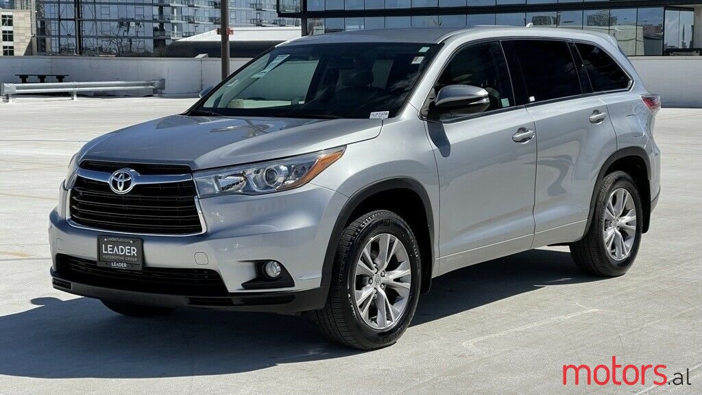 2020' Toyota Highlander Hybrid photo #1