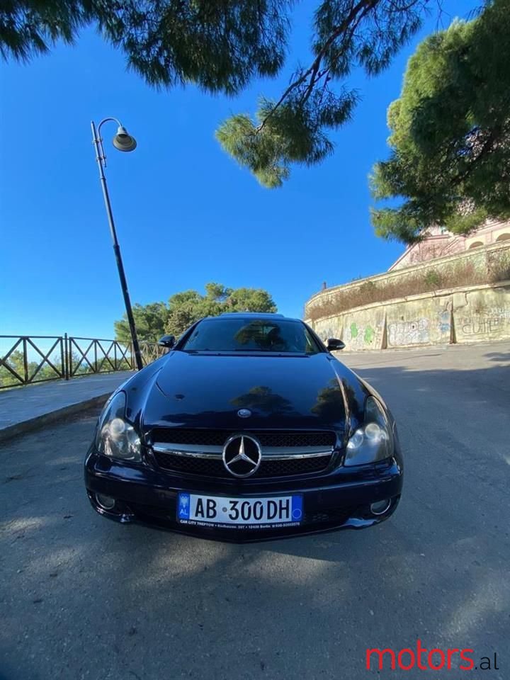 2005' Mercedes-Benz CLS 350 photo #3
