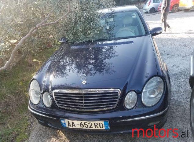 2005' Mercedes-Benz E-Class photo #1