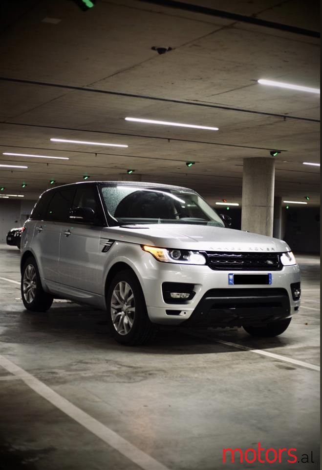 2015' Land Rover Range Rover Sport photo #1